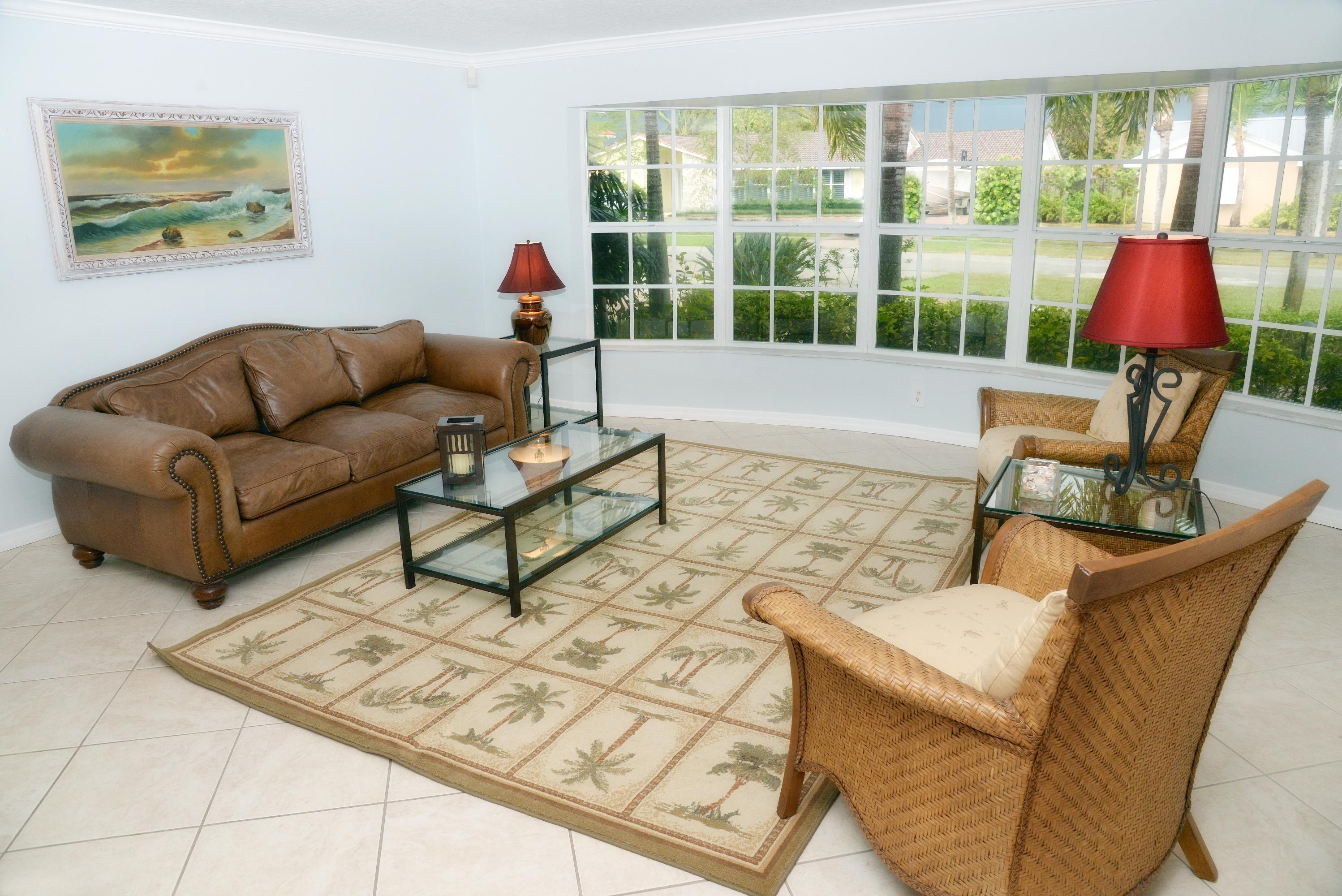 606 Pilot Road North Palm Beach, FL 33408 - Photo 3 of 20 606 Pilot Living