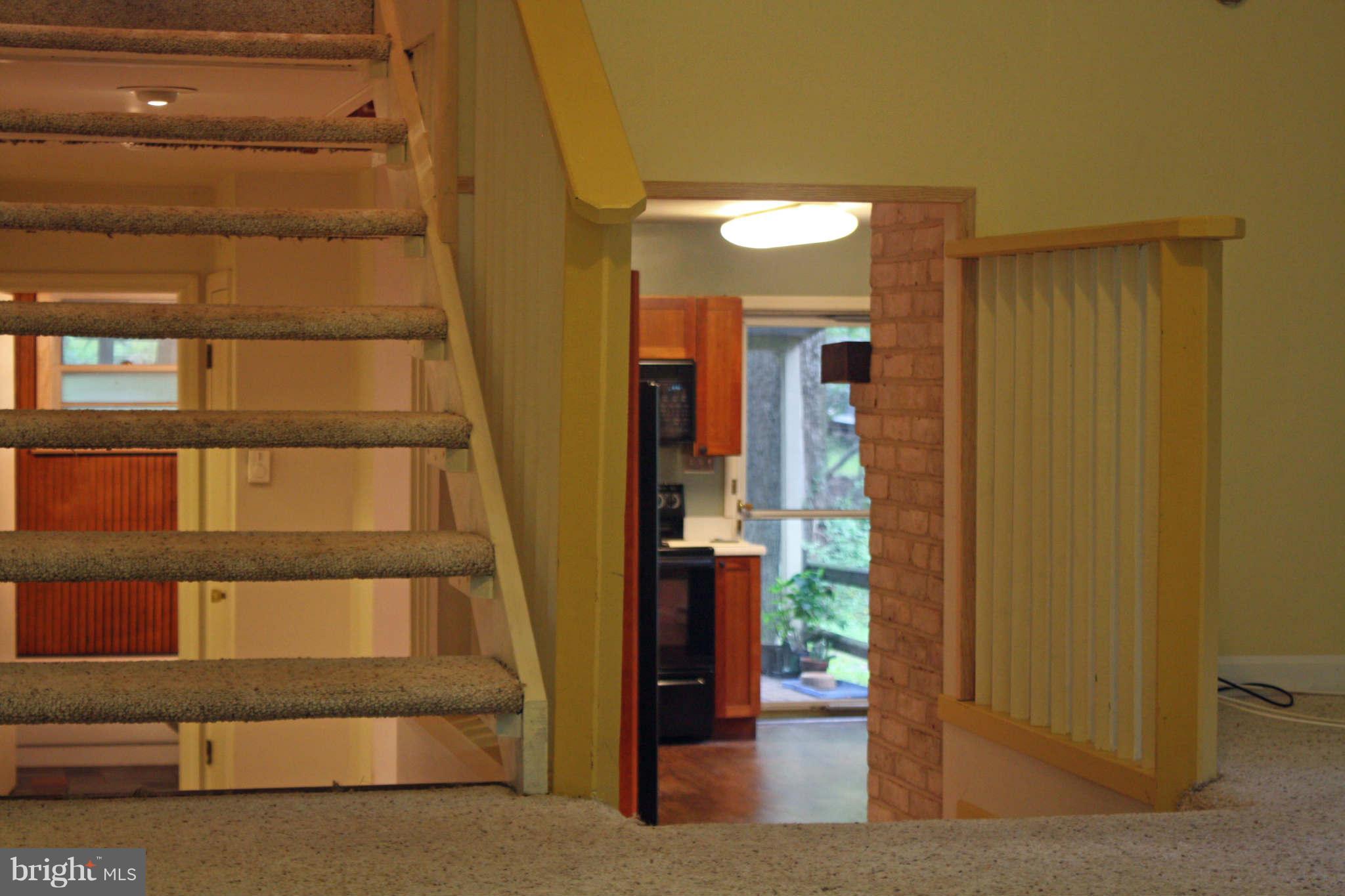 8000 Edgewood Church Road Frederick, MD 21702 - Photo 16 of 30 Family Room