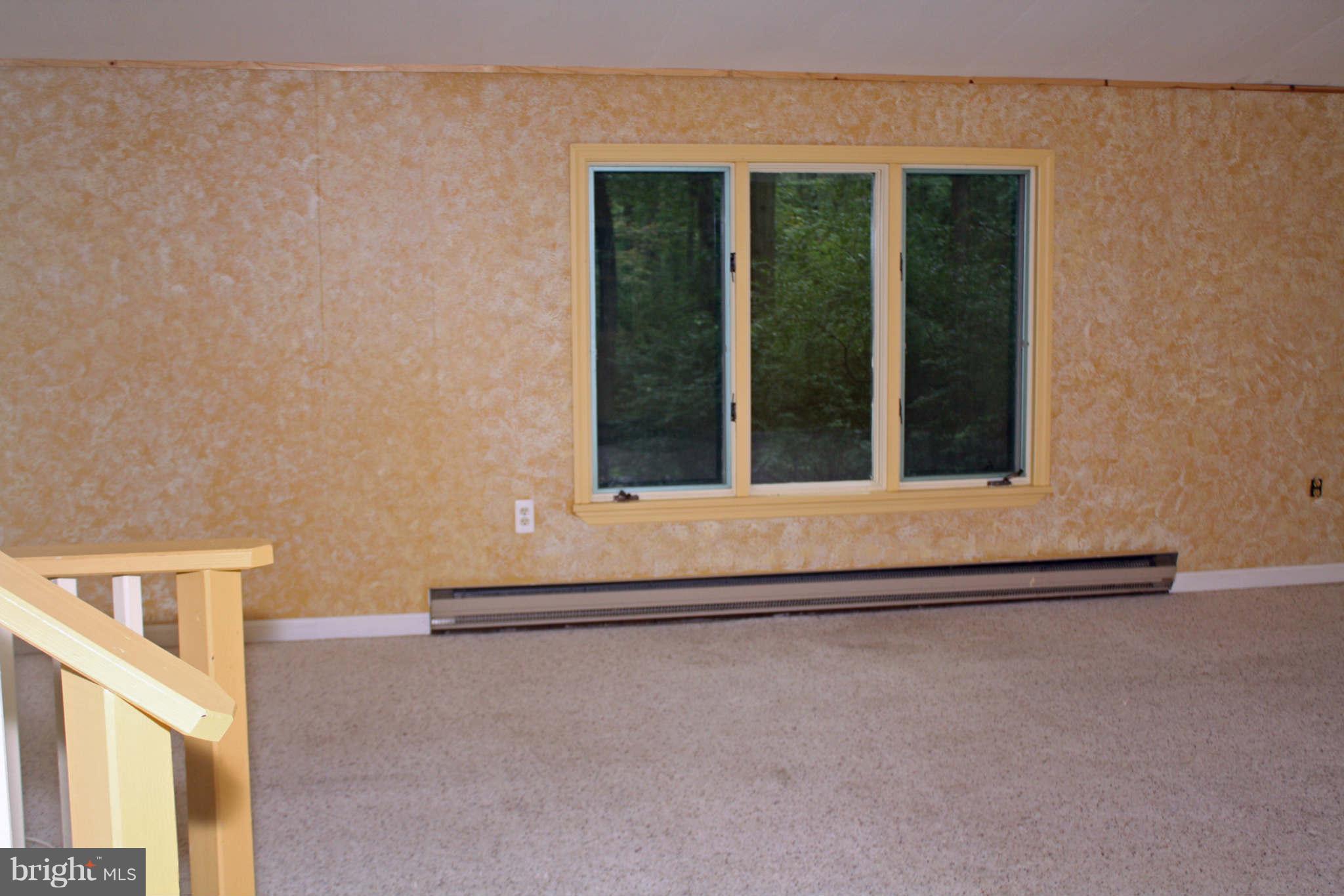 8000 Edgewood Church Road Frederick, MD 21702 - Photo 18 of 30 Family Room