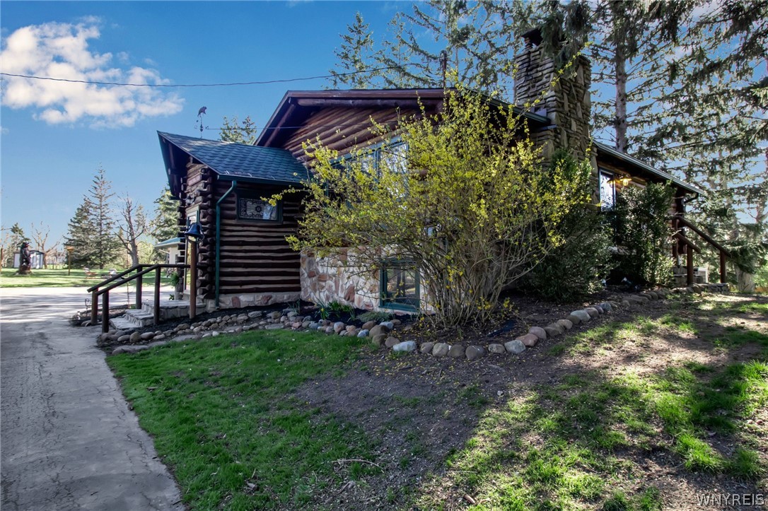 175 Schultz Road West Seneca, NY 14224 - Photo 3 of 33