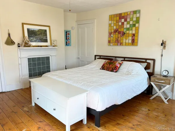 $3,000 | 369 Verplanck Avenue, Beacon, NY 12508