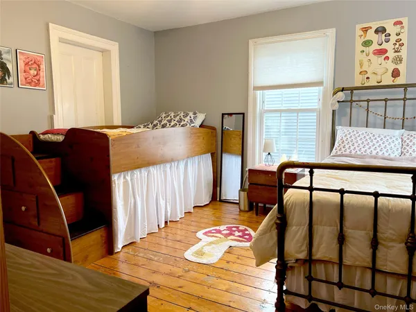 $3,000 | 369 Verplanck Avenue, Beacon, NY 12508