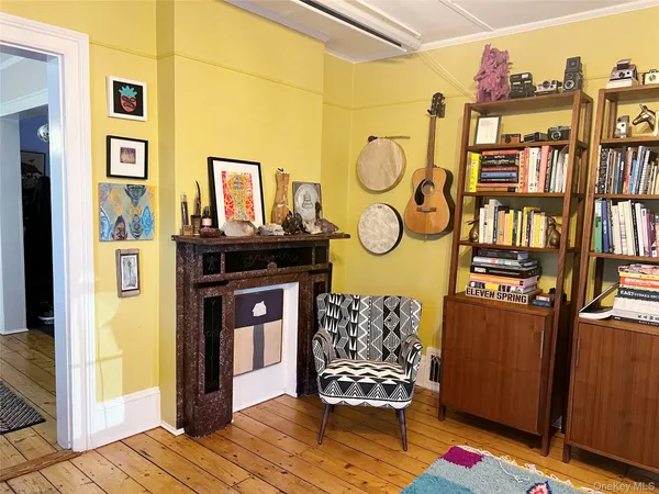 $3,000 | 369 Verplanck Avenue, Beacon, NY 12508