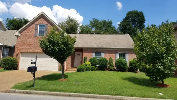 $2,750 | 7908 Oakfield Grove, Brentwood, TN 37027