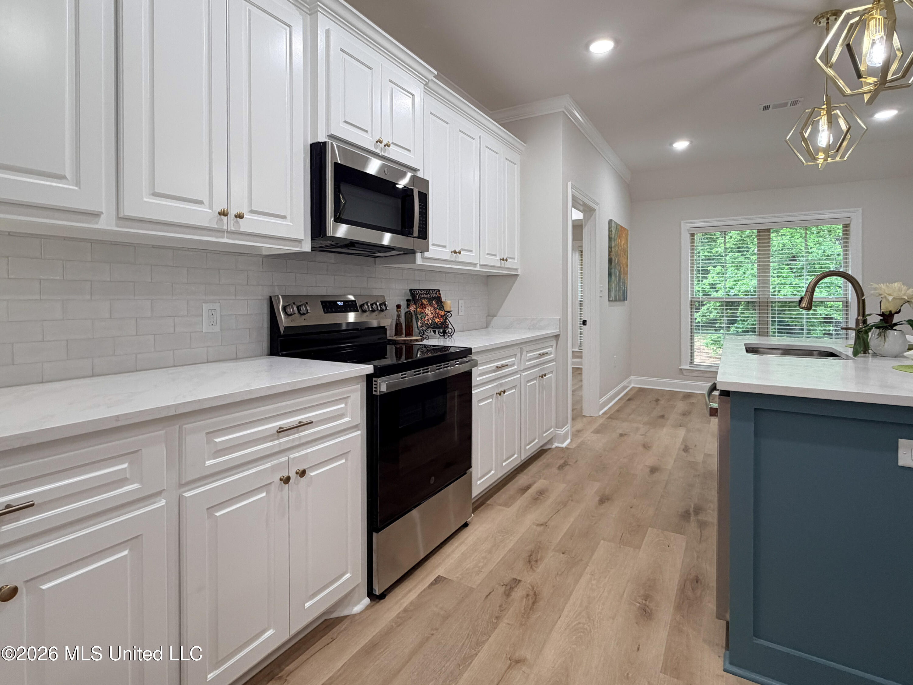 60 Meadow Breeze Road Sumrall, MS 39482 - Photo 12 of 37 5- Kitchen (3)
