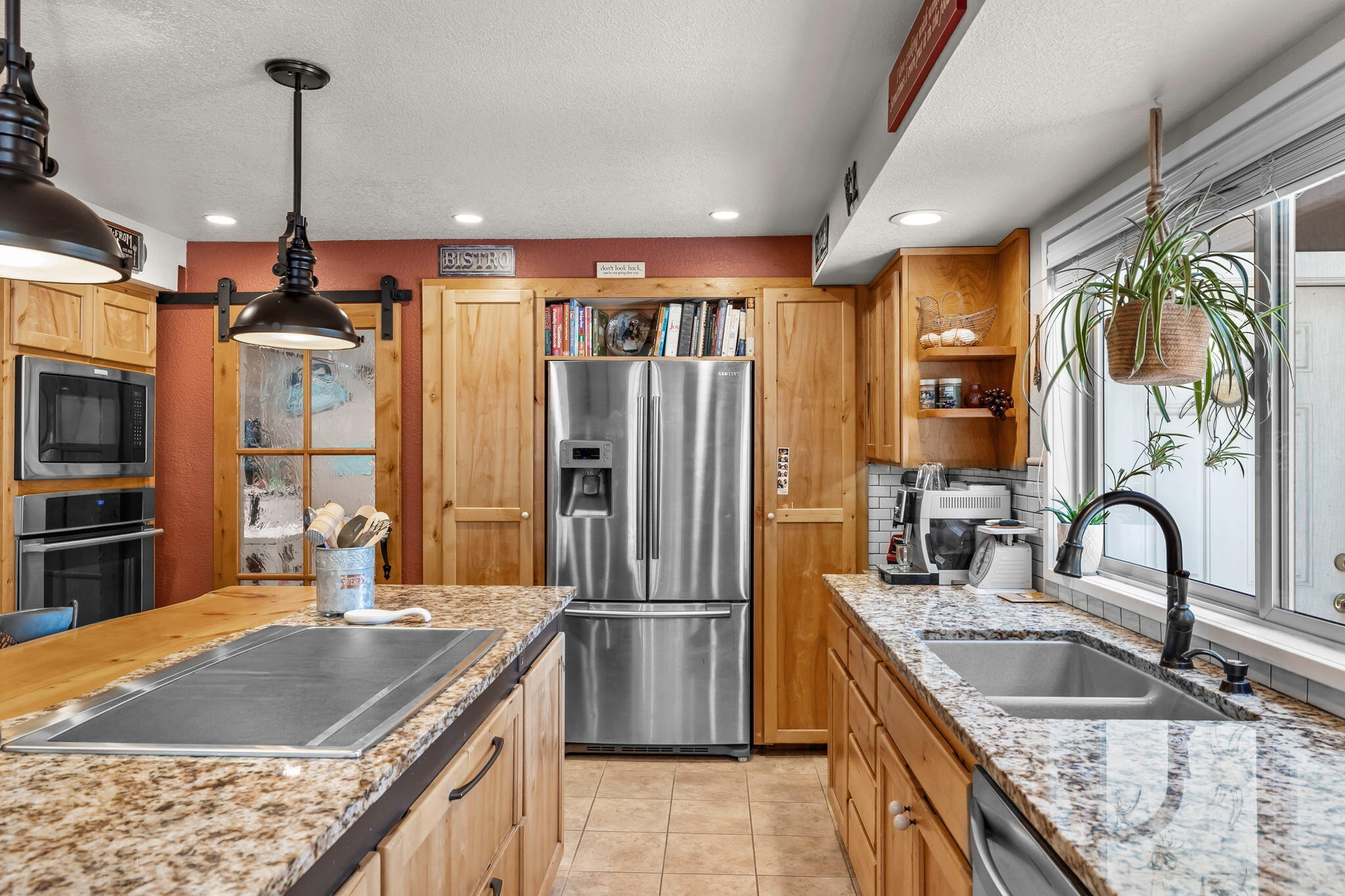 21870 Rincon Avenue Bend, OR 97702 - Photo 10 of 47 21870 Rincon Avenue, Bend Oregon