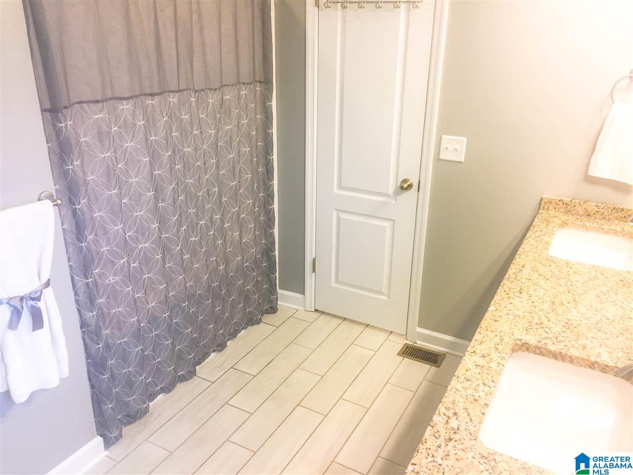 1560 Overlook Point Warrior, AL 35180 - Photo 20 of 42