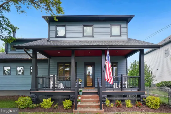 $4,800 | 2809 18th Street South, Arlington, VA 22204