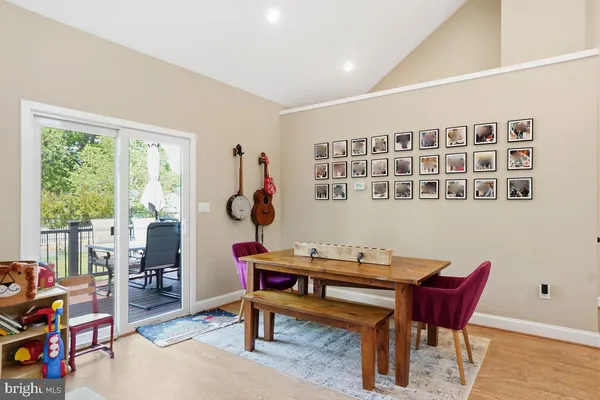 $4,800 | 2809 18th Street South, Arlington, VA 22204