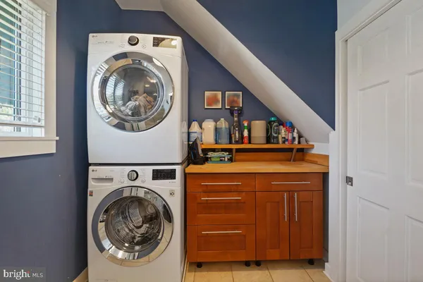 $4,800 | 2809 18th Street South, Arlington, VA 22204