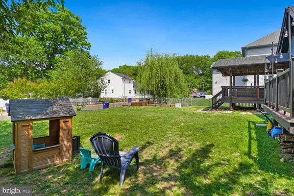 $4,800 | 2809 18th Street South, Arlington, VA 22204