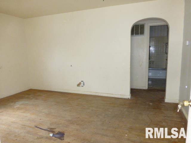 2609 South Lowell Avenue Springfield, IL 62704 - Photo 3 of 17