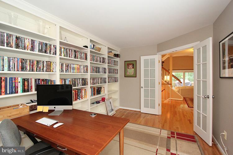 1577 Brass Lantern Way Reston, VA 20194 - Photo 3 of 26 Interior (General)