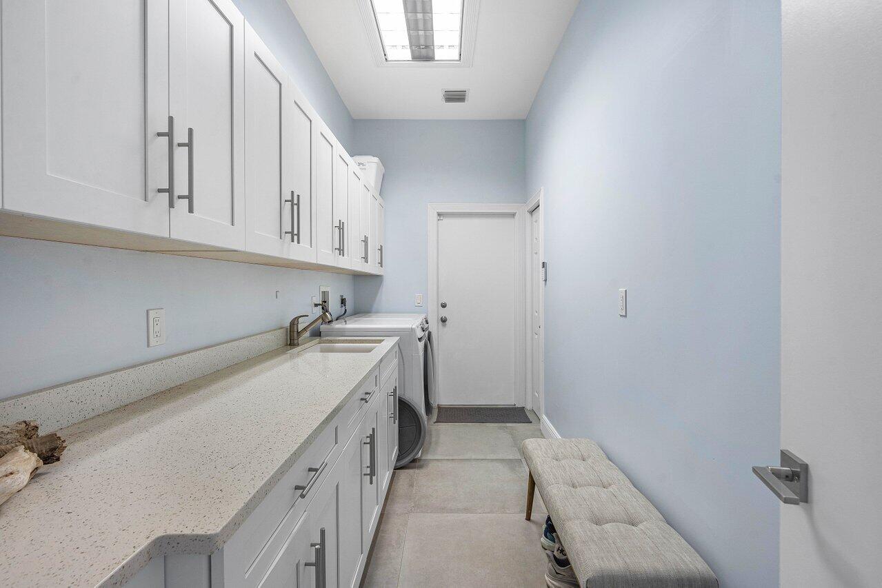 4824 Bocaire Boulevard Boca Raton, FL 33487 - Photo 34 of 71 Large laundry