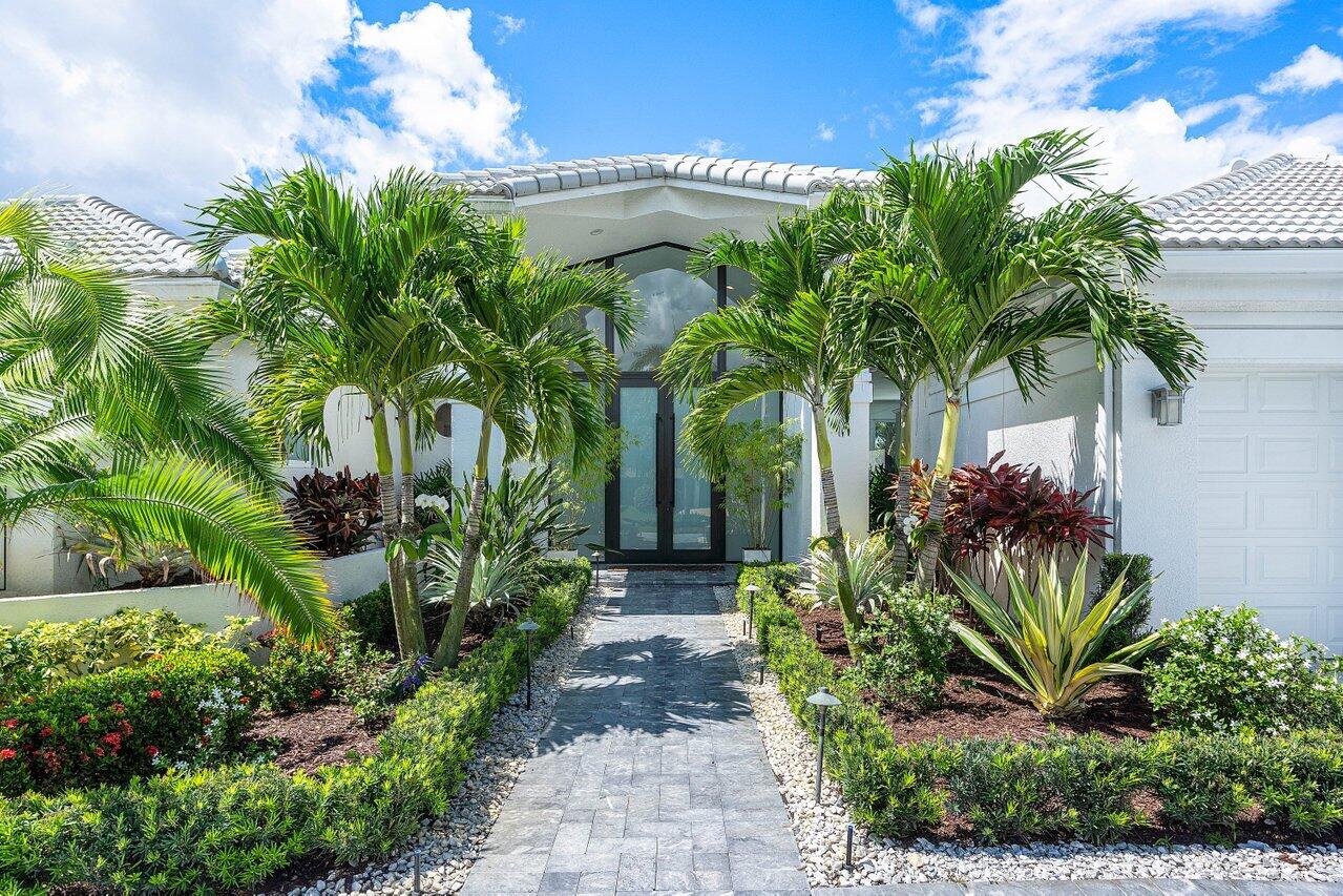 4824 Bocaire Boulevard Boca Raton, FL 33487 - Photo 5 of 71 Entry