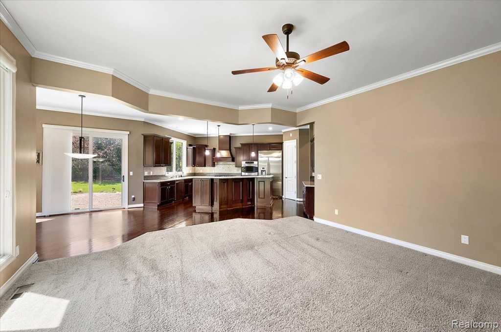2885 Ambleside Court Rochester, MI 48306 - Photo 24 of 48