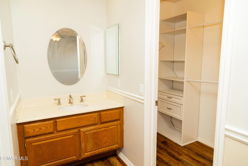 3975 Southhampton Road Moorpark, CA 93021 - Photo 30 of 41 Gallery Image 30