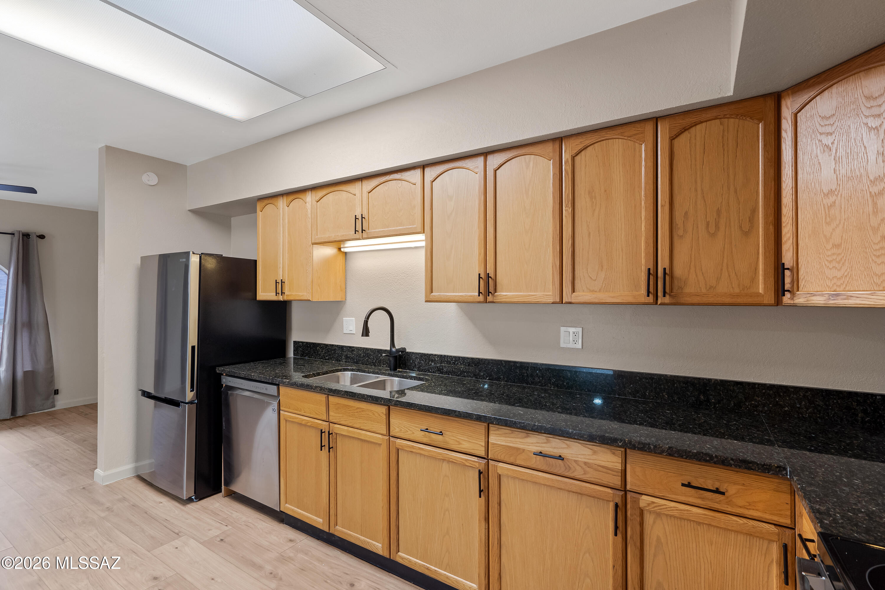 285 South Kolb Road, Unit 10 Tucson, AZ 85710 - Photo 12 of 31 2 Interiors-7