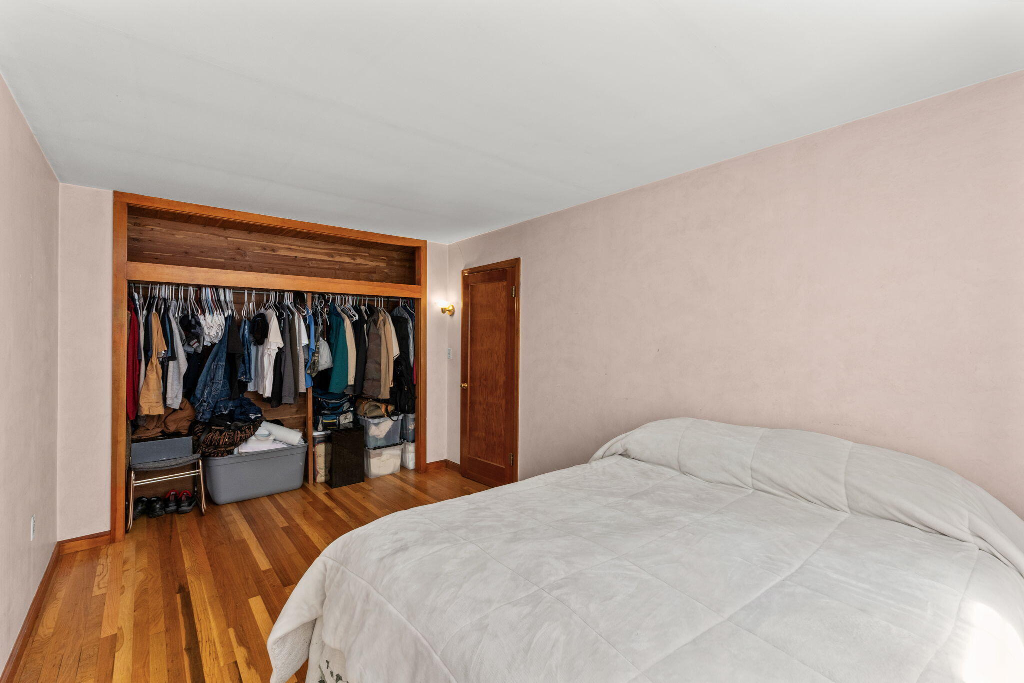 413 North 1st Avenue Hailey, ID 83333 - Photo 13 of 44 Main bedroom