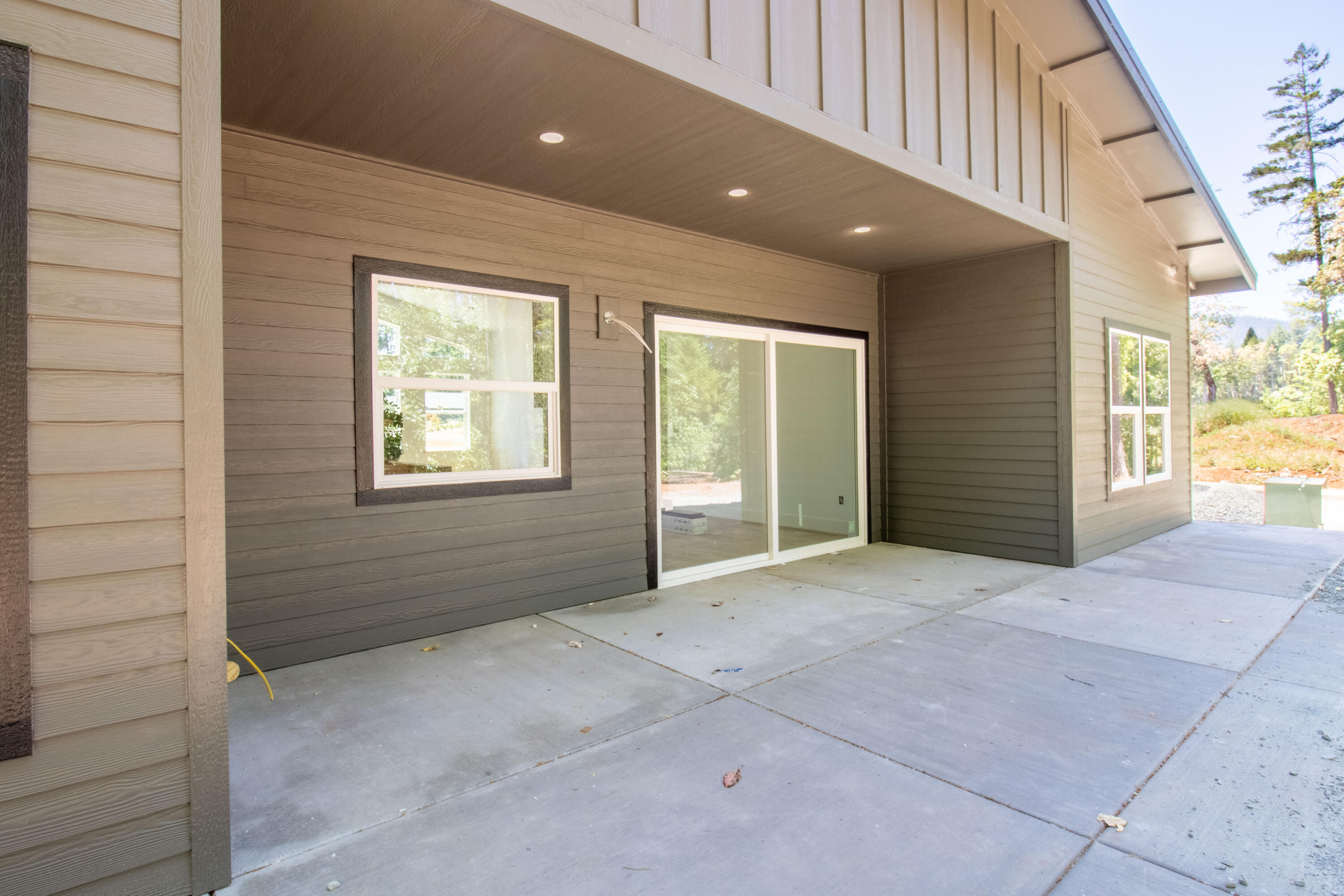417 Rilynn Lane Cave Junction, OR 97523 - Photo 22 of 24 22