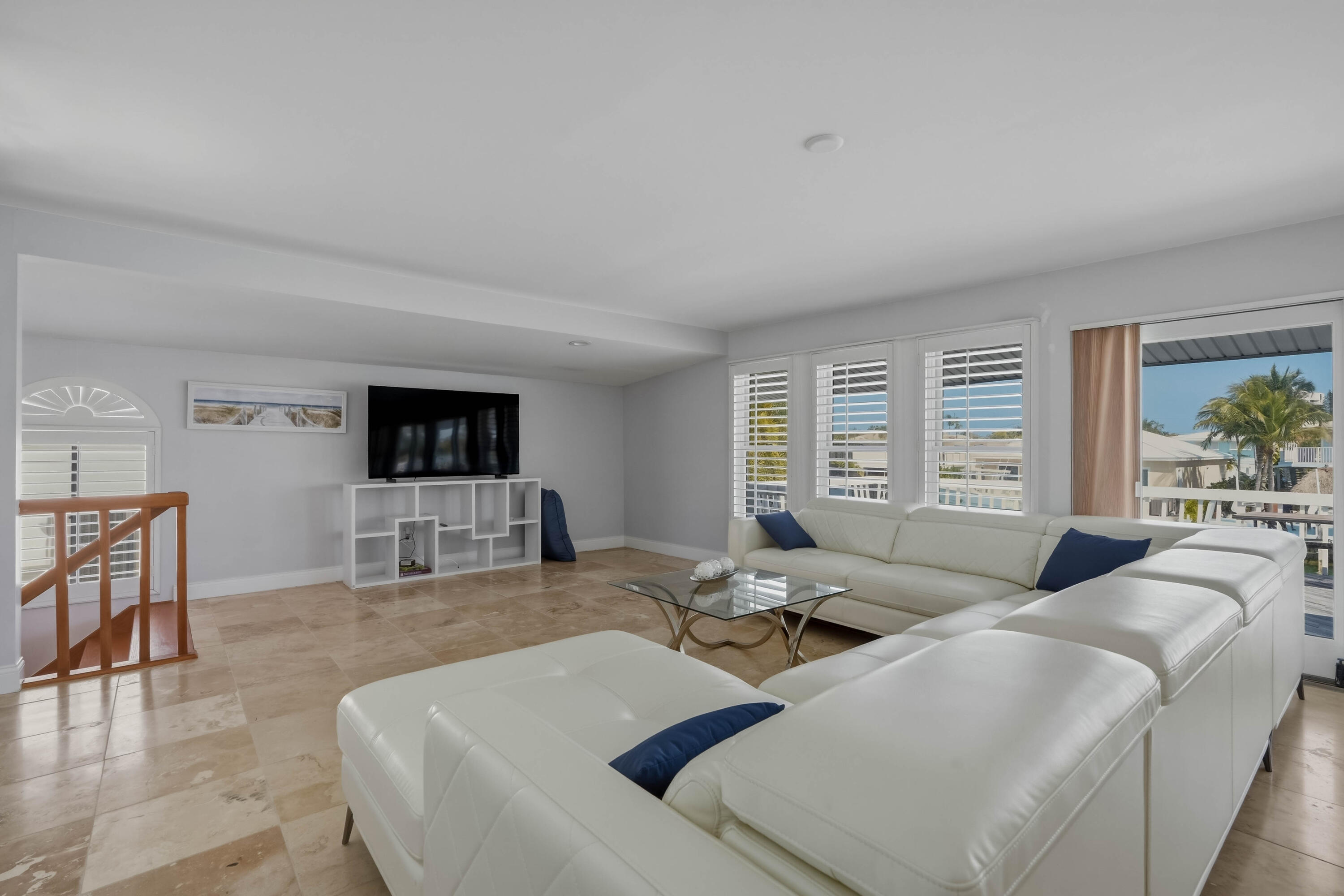 320 5th Street Key Colony Beach, FL 33051 - Photo 12 of 53 Upstairs Living 5