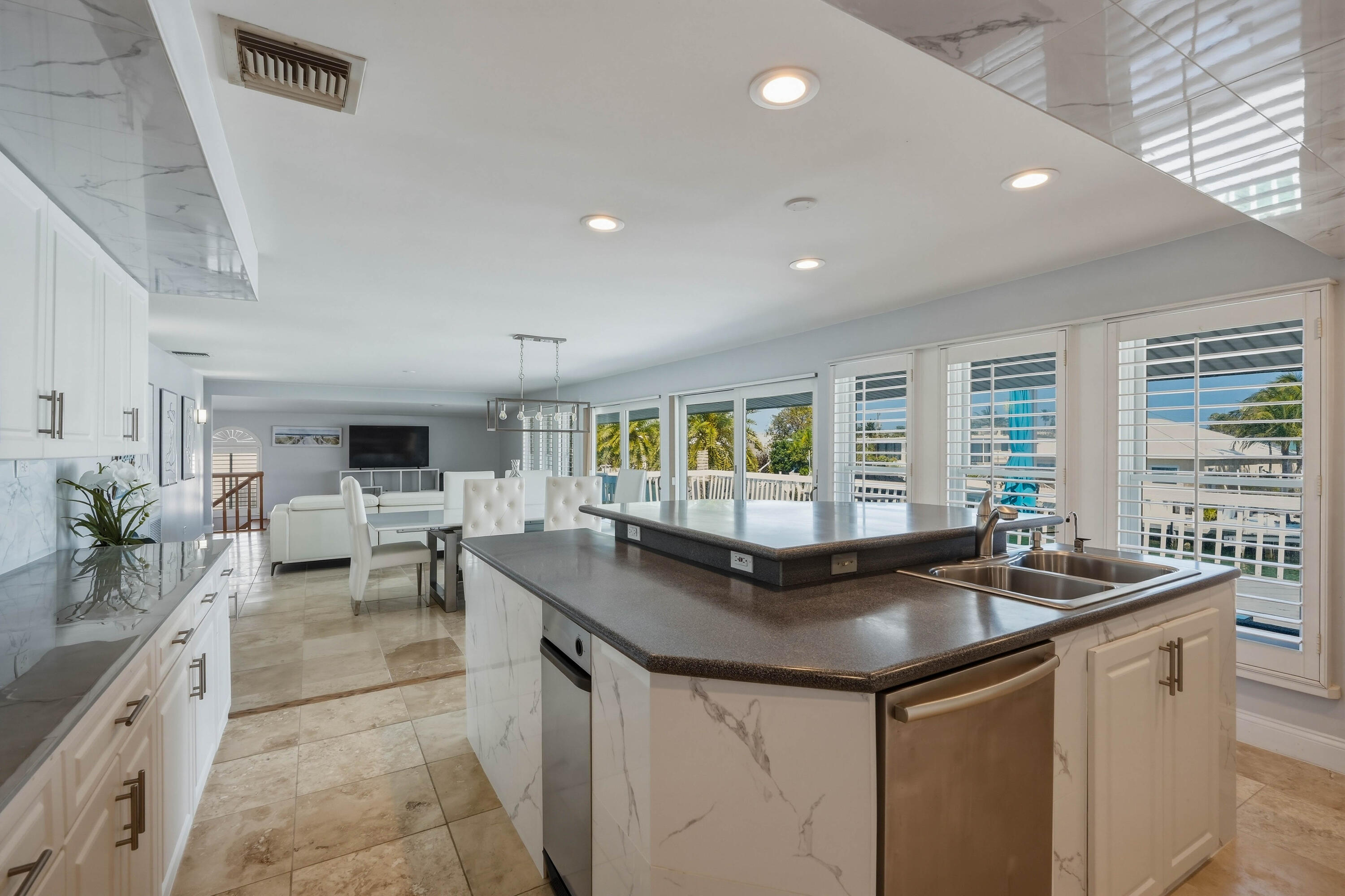 320 5th Street Key Colony Beach, FL 33051 - Photo 18 of 53 320 5th-8