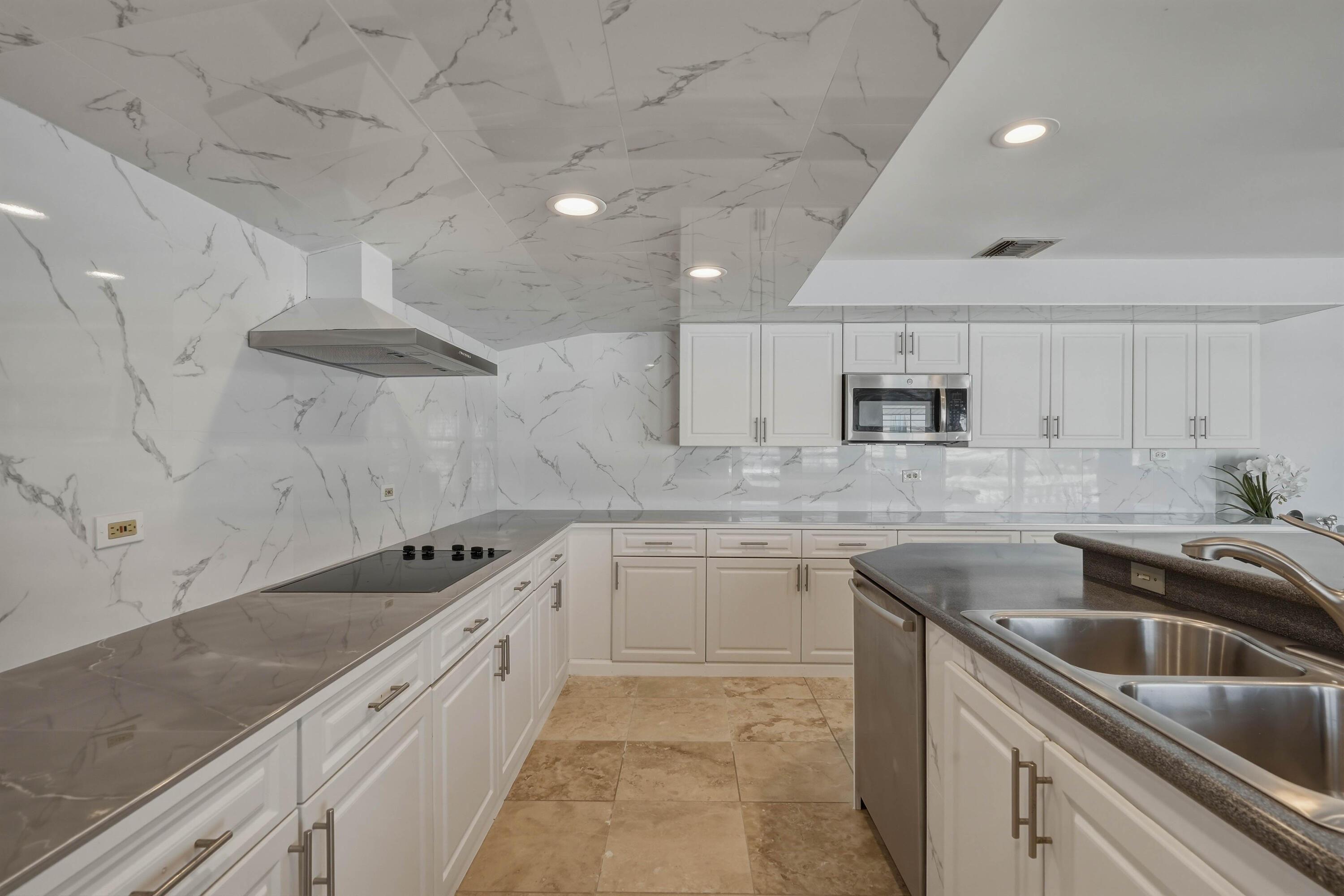 320 5th Street Key Colony Beach, FL 33051 - Photo 21 of 53 320 5th-15