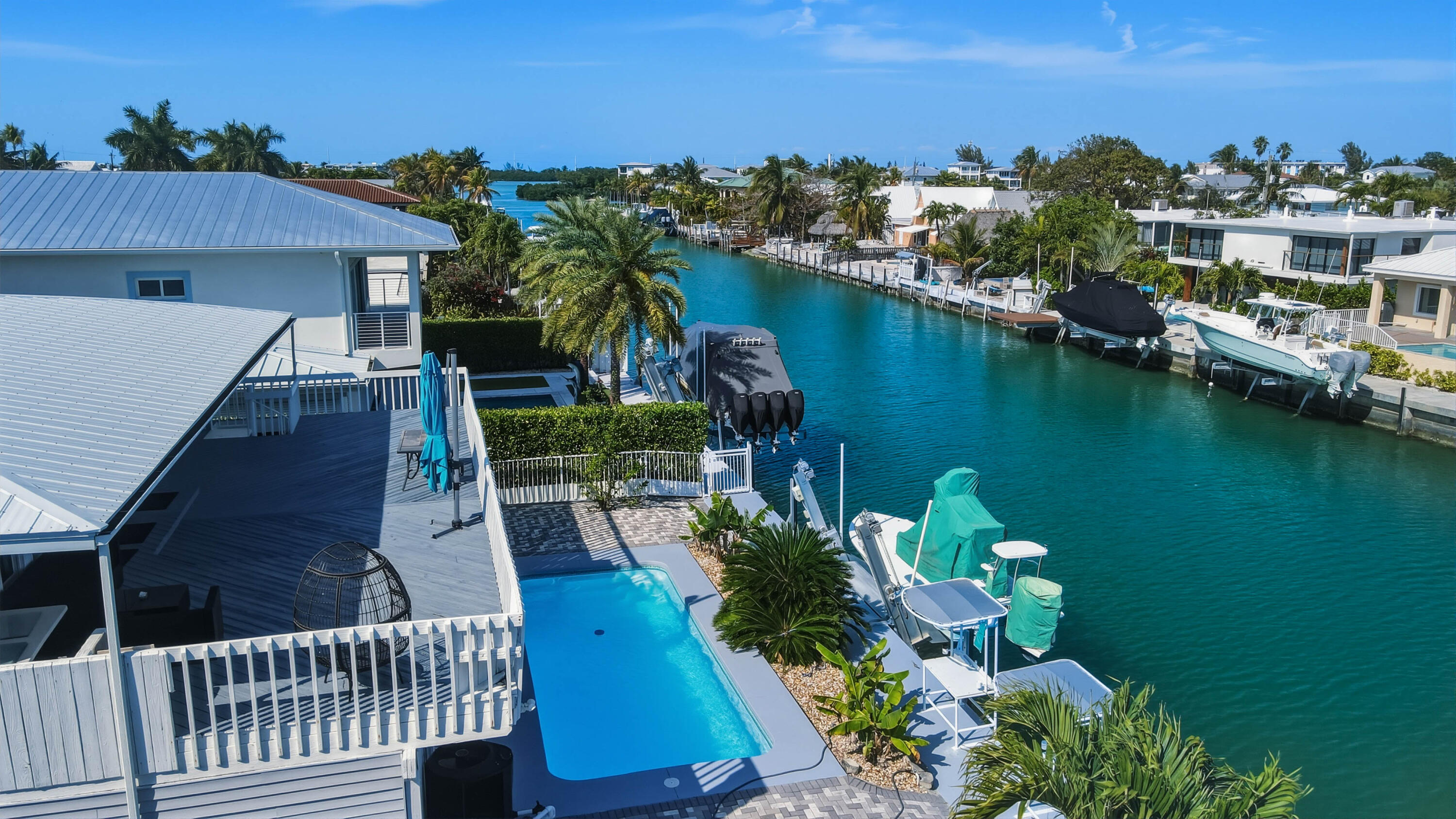 320 5th Street Key Colony Beach, FL 33051 - Photo 5 of 53 DRONE-05