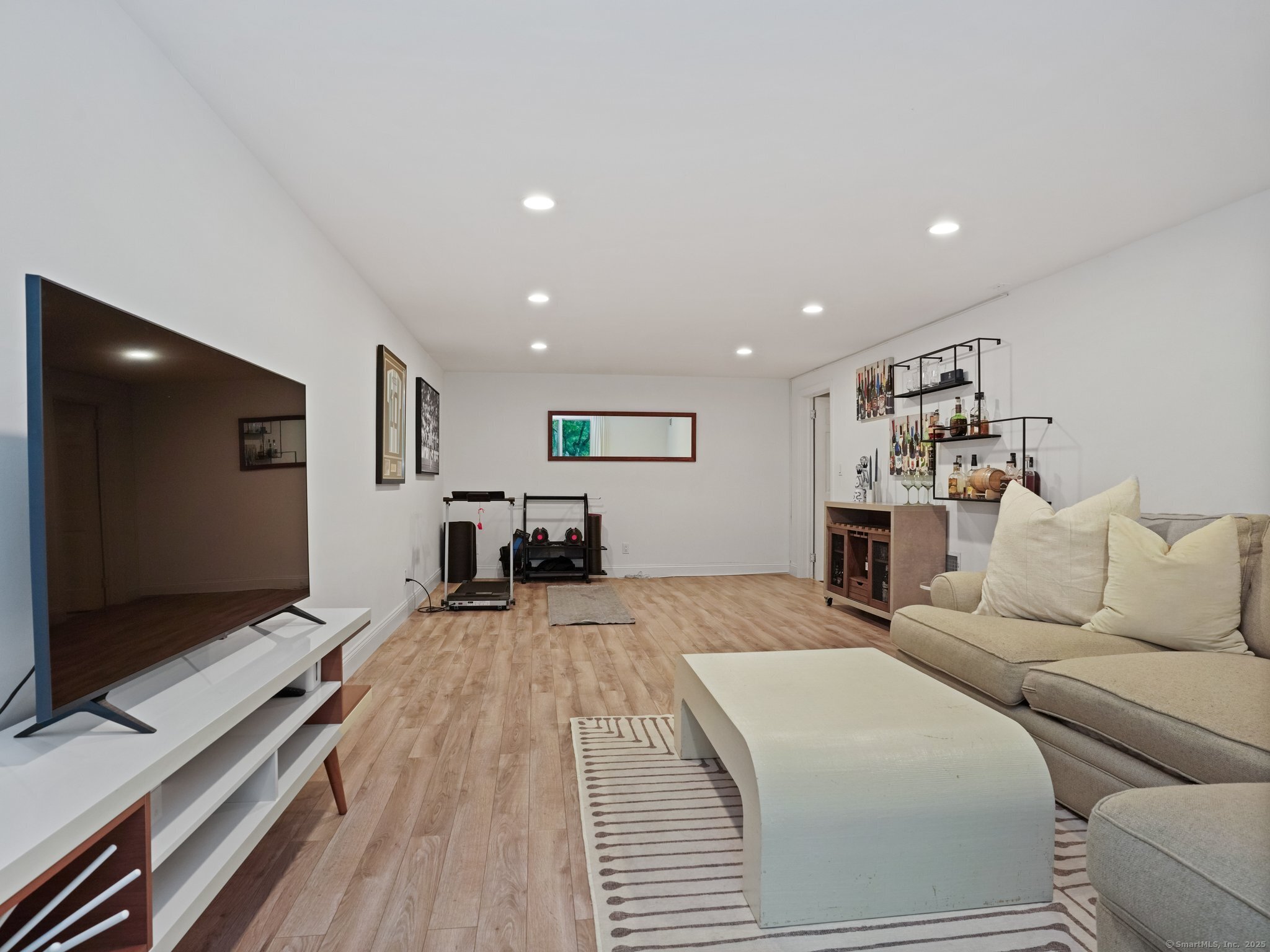 253 New Norwalk Road, Unit 5 New Canaan, CT 06840 - Photo 25 of 32