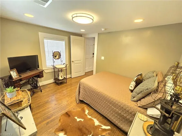 $299,900 | 3737 Highway 704, Westfield, NC 27053