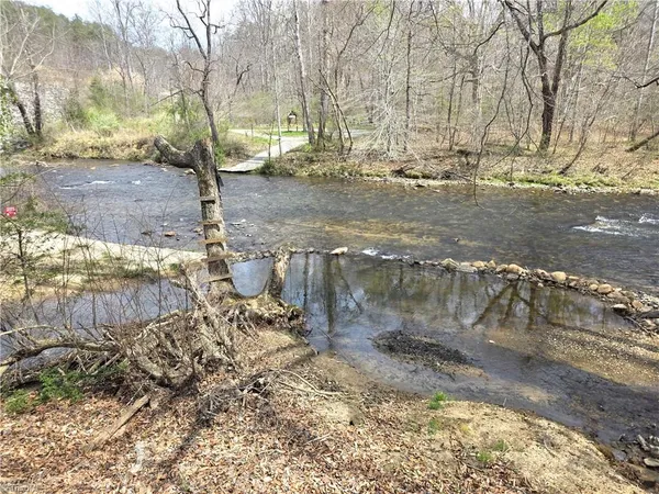 $299,900 | 3737 Highway 704, Westfield, NC 27053