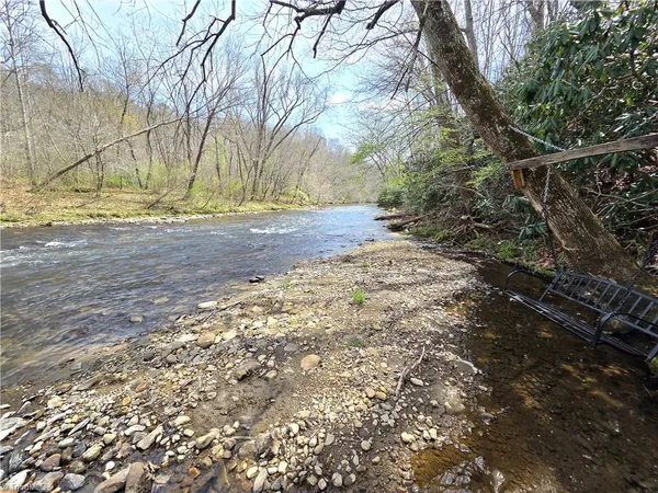 $299,900 | 3737 Highway 704, Westfield, NC 27053