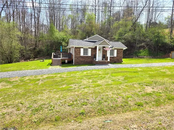 $299,900 | 3737 Highway 704, Westfield, NC 27053