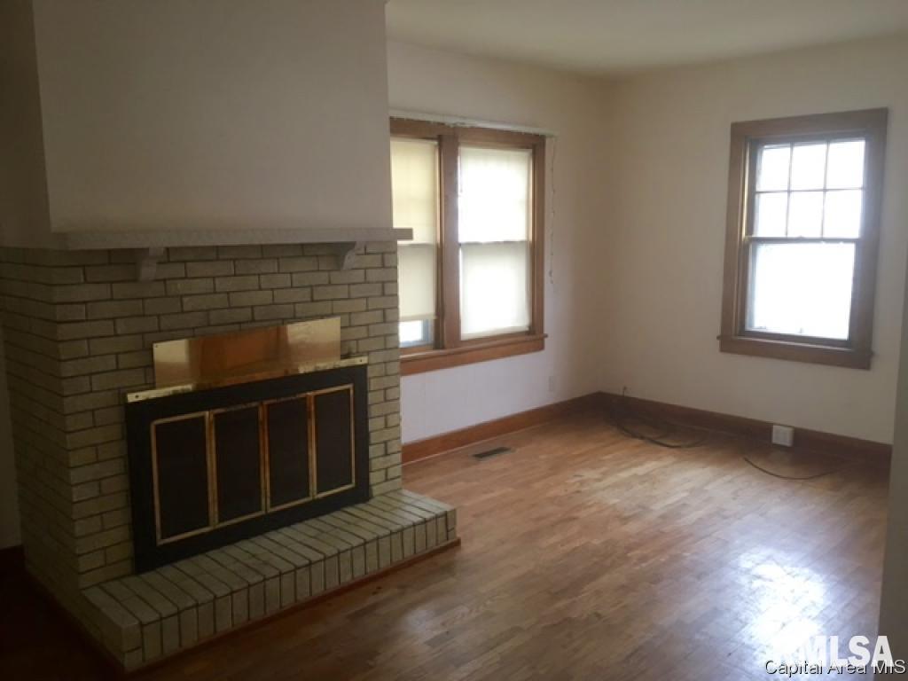 428 West Elliott Avenue Springfield, IL 62702 - Photo 3 of 13