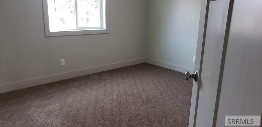 370 Lemmon Lane, Unit 1 Rigby, ID 83442 - Photo 4 of 13 Gallery Image 4