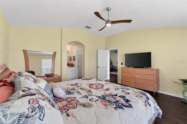 $272,000 | 2312 Brookfield Greens Circle, Unit 61, Sun City Center, FL 33573