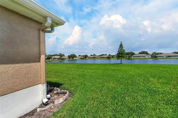 $272,000 | 2312 Brookfield Greens Circle, Unit 61, Sun City Center, FL 33573
