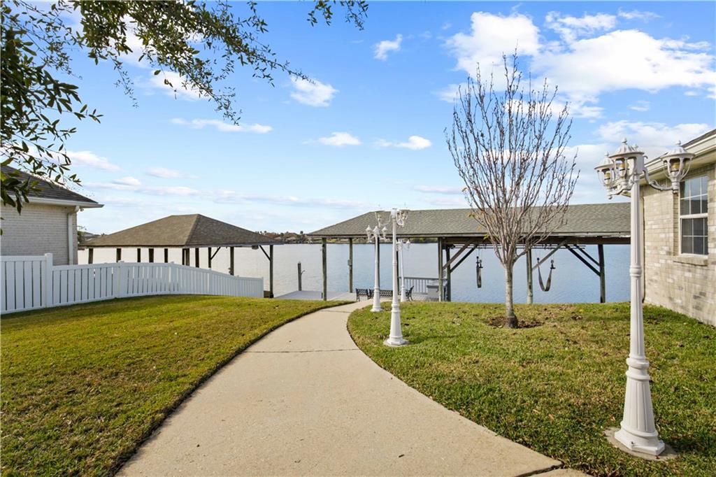 1114 Clipper Drive Slidell, LA 70458 - Photo 5 of 25