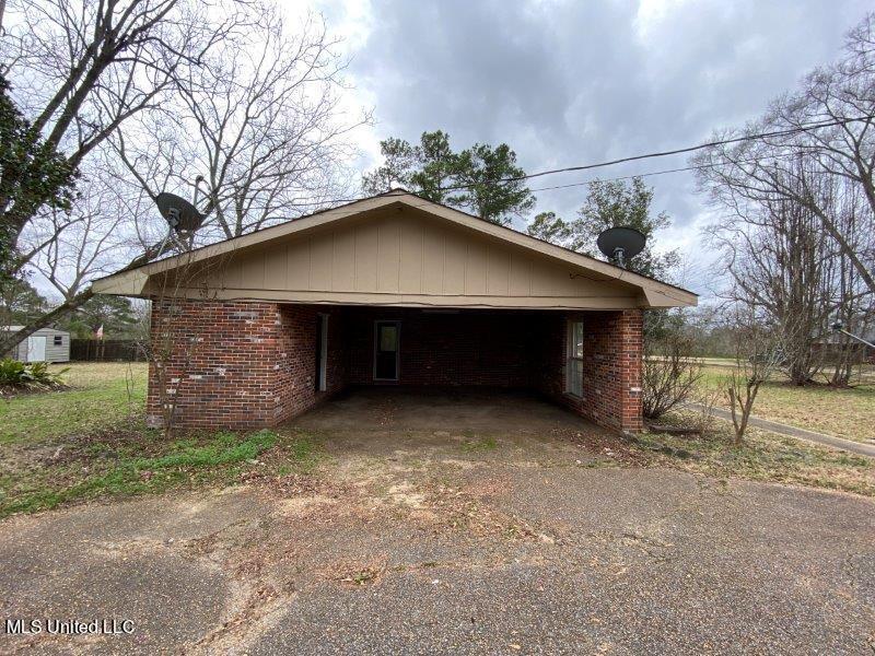319 Magnolia Drive Raleigh, MS 39153 - Photo 2 of 15 IMG_5857