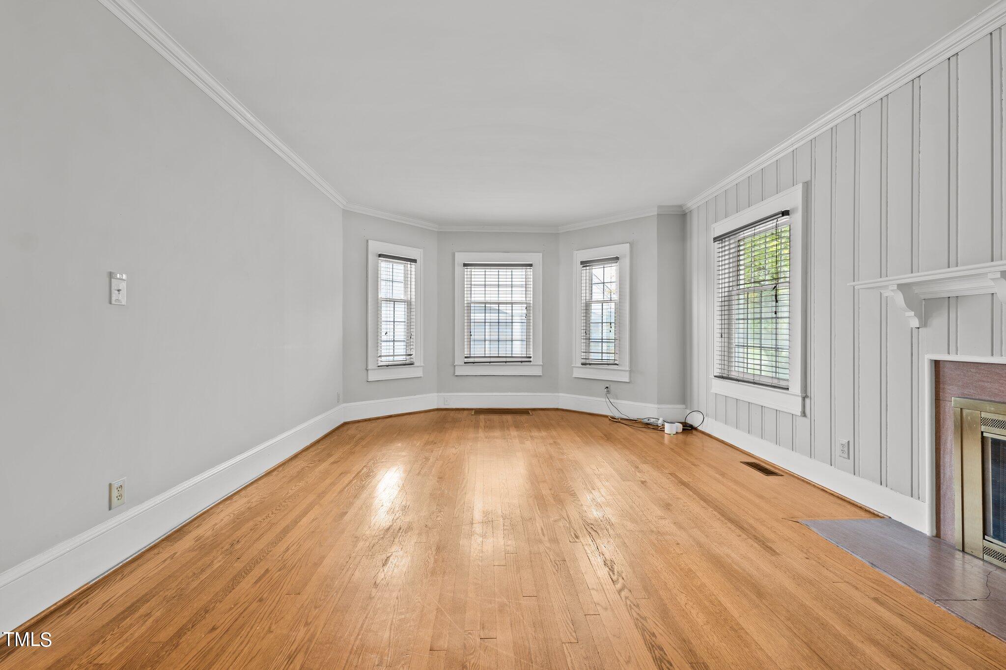 15-web-or-mls-_1077361