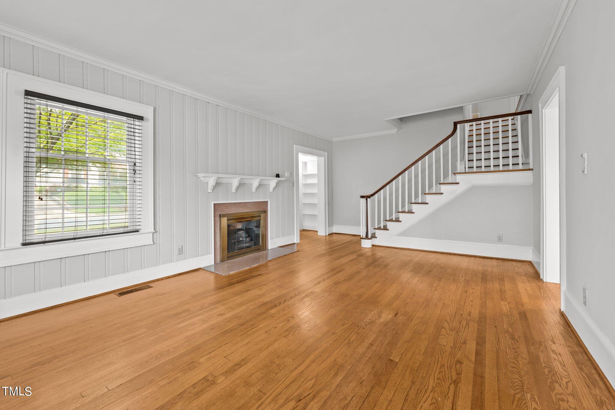 17-web-or-mls-_1077371