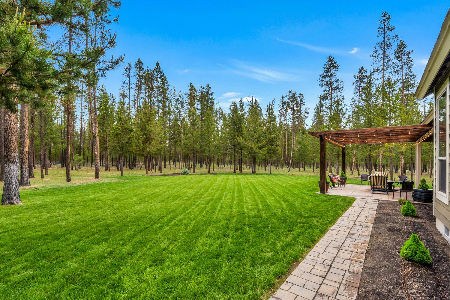 17814 Grimm Road Bend, OR 97707 - Photo 25 of 29 OReilly_20210611_34_304772_72ppi