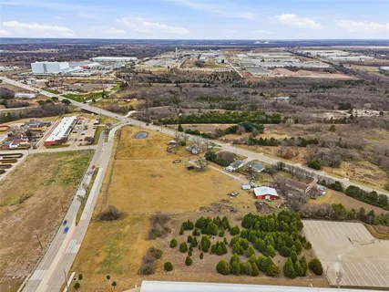 $400,000 | 100 East Kearney Street, Mesquite, TX 75149