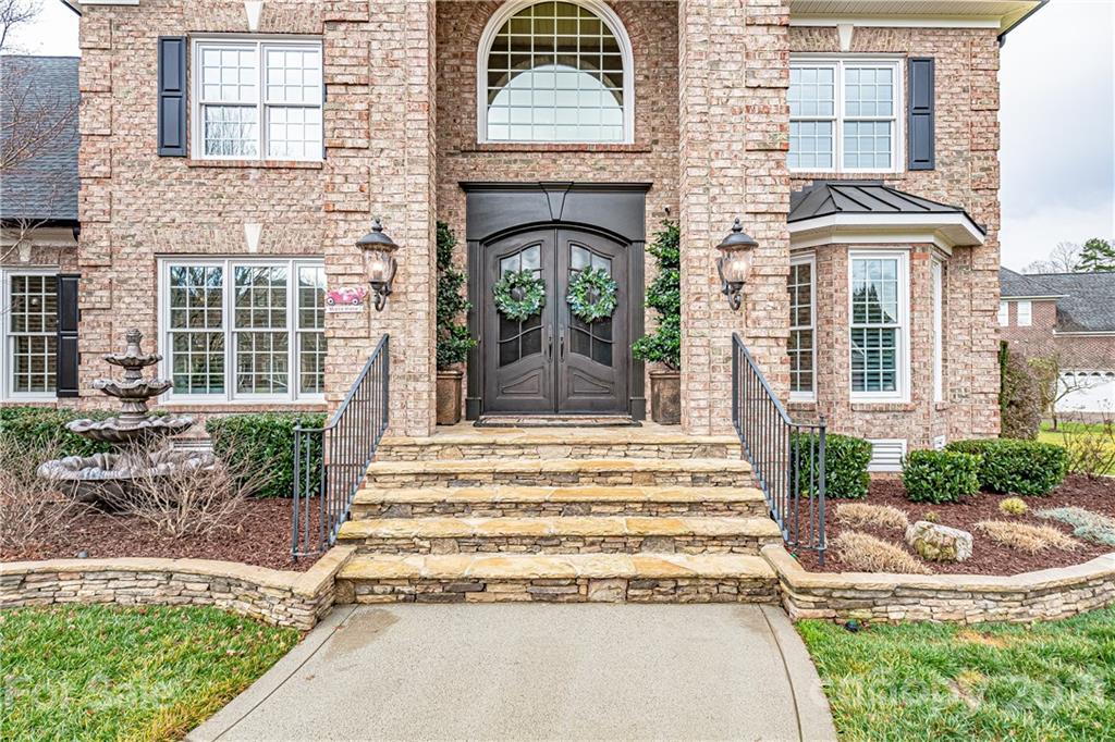6640 Fox Ridge Circle Davidson, NC 28036 - Photo 5 of 40