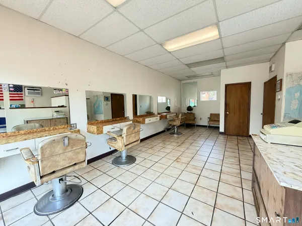 $750,000 | 94 South Street, Danbury, CT 06810