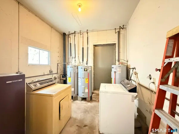 $699,000 | 94 South Street, Danbury, CT 06810