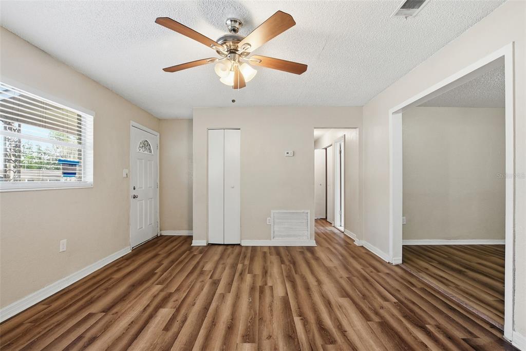 4132 Westgate Road Orlando, FL 32808 - Photo 3 of 25