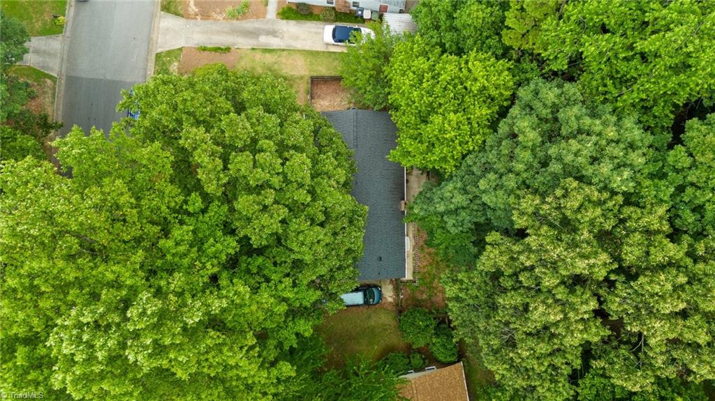 1405 Pepper Hill Road Greensboro, NC 27407 - Photo 11 of 50