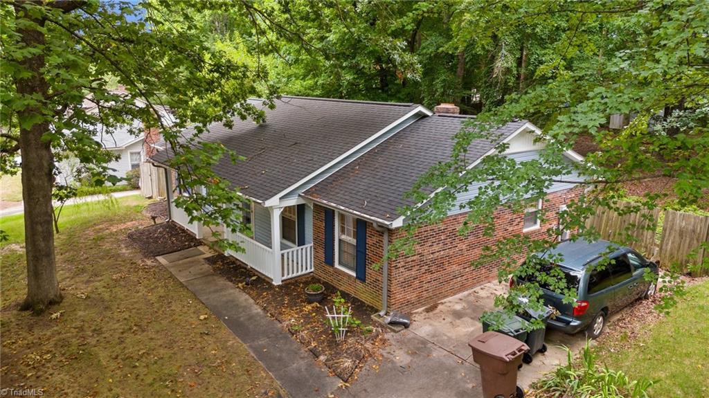 1405 Pepper Hill Road Greensboro, NC 27407 - Photo 6 of 50