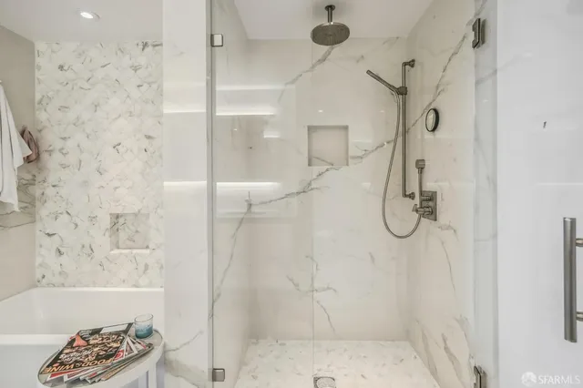 a picture of a bathroom